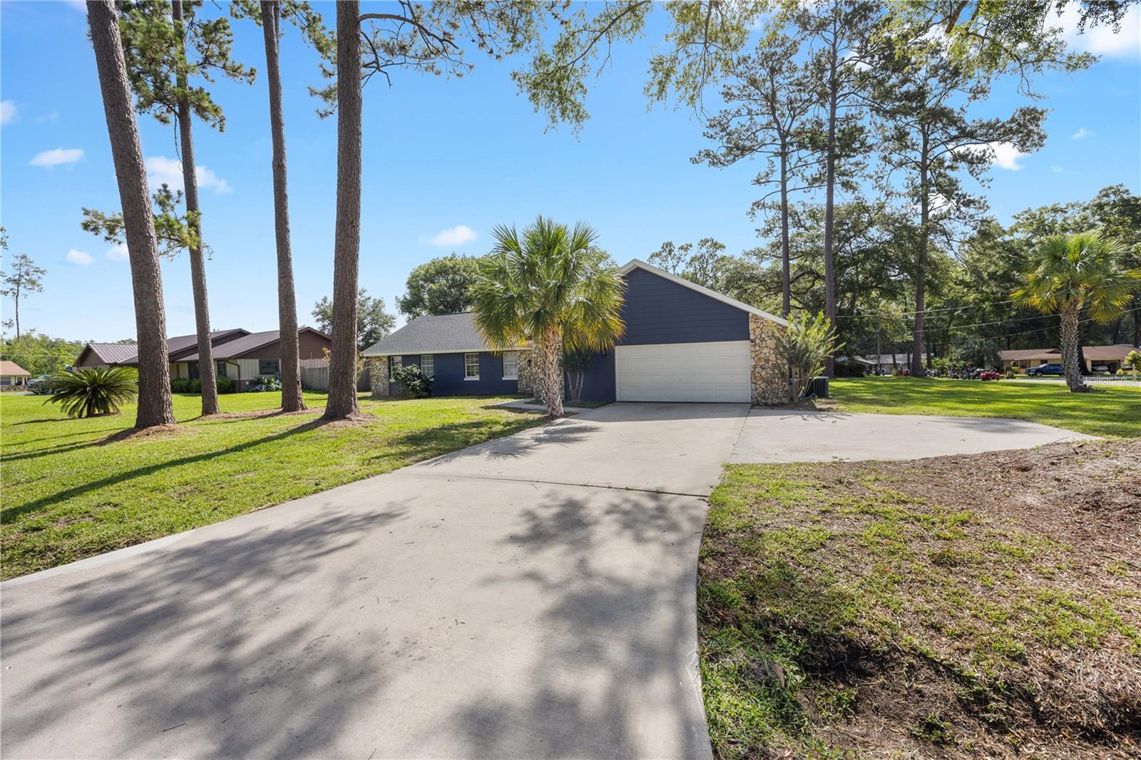 Image 4 of 62 For 327 50th Avenue