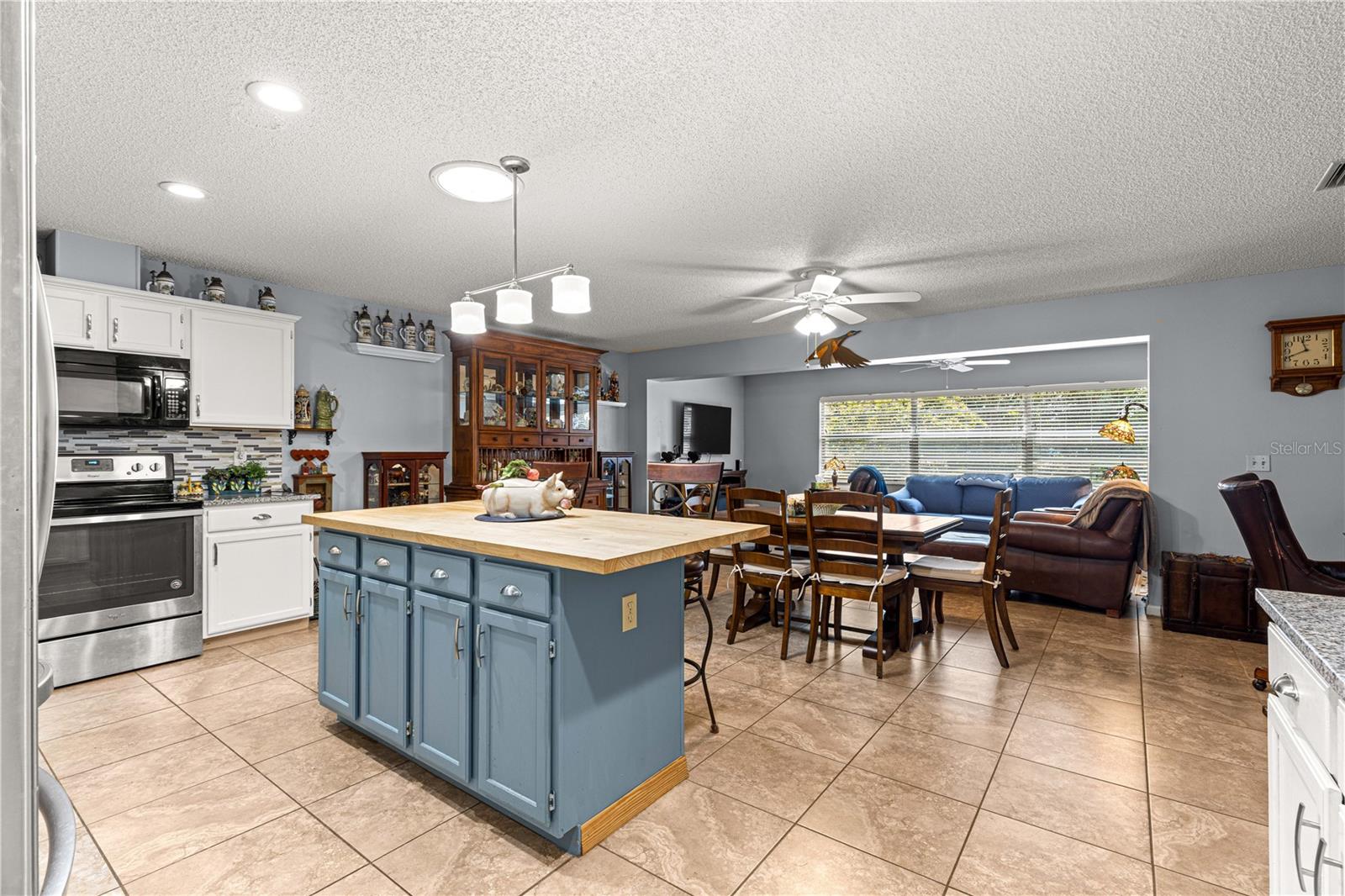 Image 12 of 34 For 9587 84th Terrace E