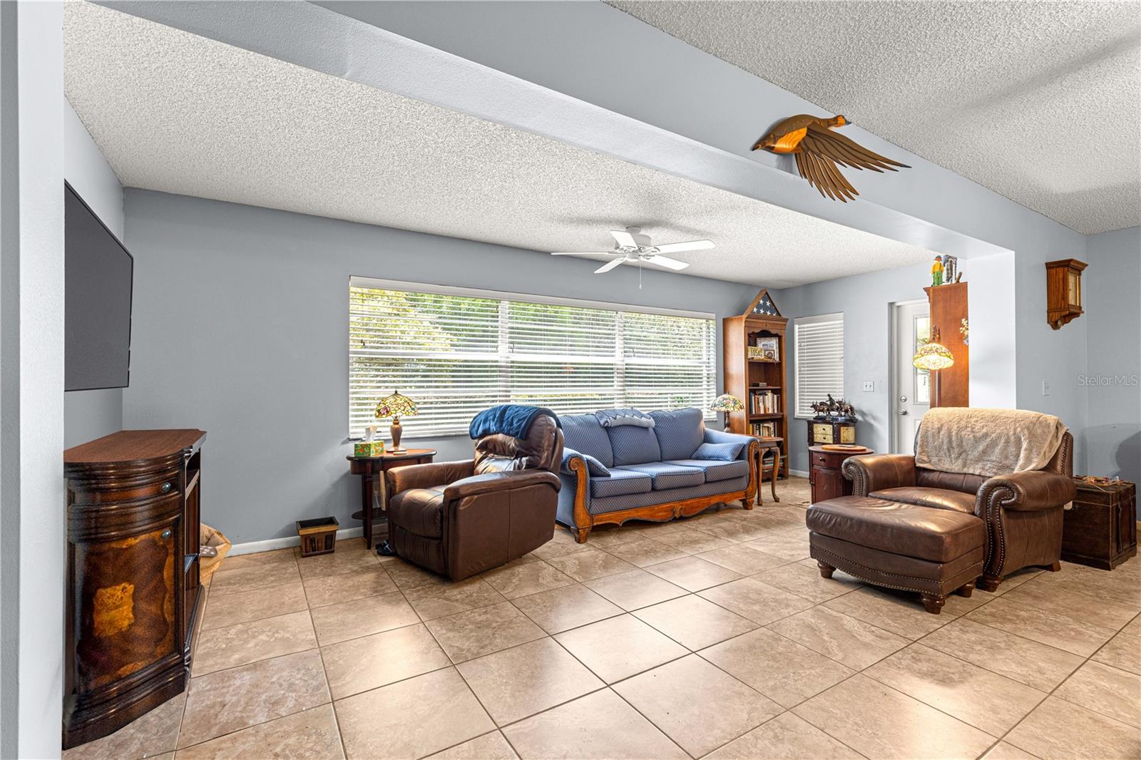 Image 17 of 34 For 9587 84th Terrace E