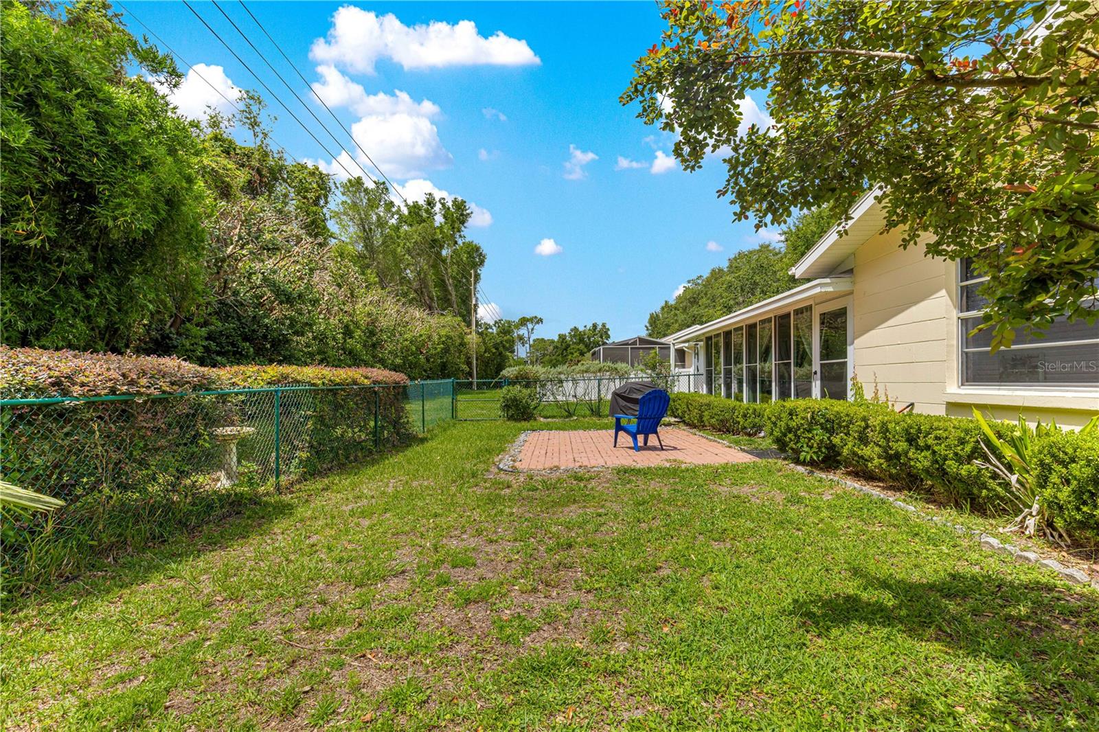 Image 30 of 34 For 9587 84th Terrace E