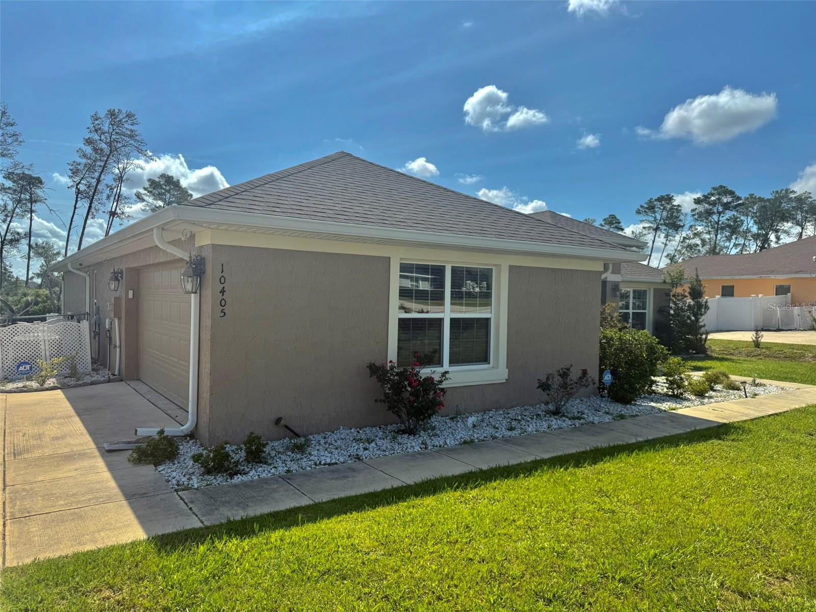 Image 10 of 50 For 10405 Sw 47th Ave
