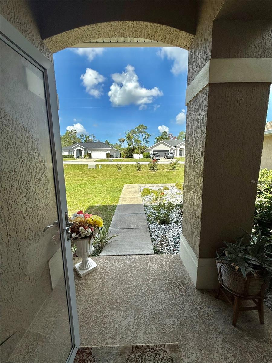 Image 13 of 50 For 10405 Sw 47th Ave