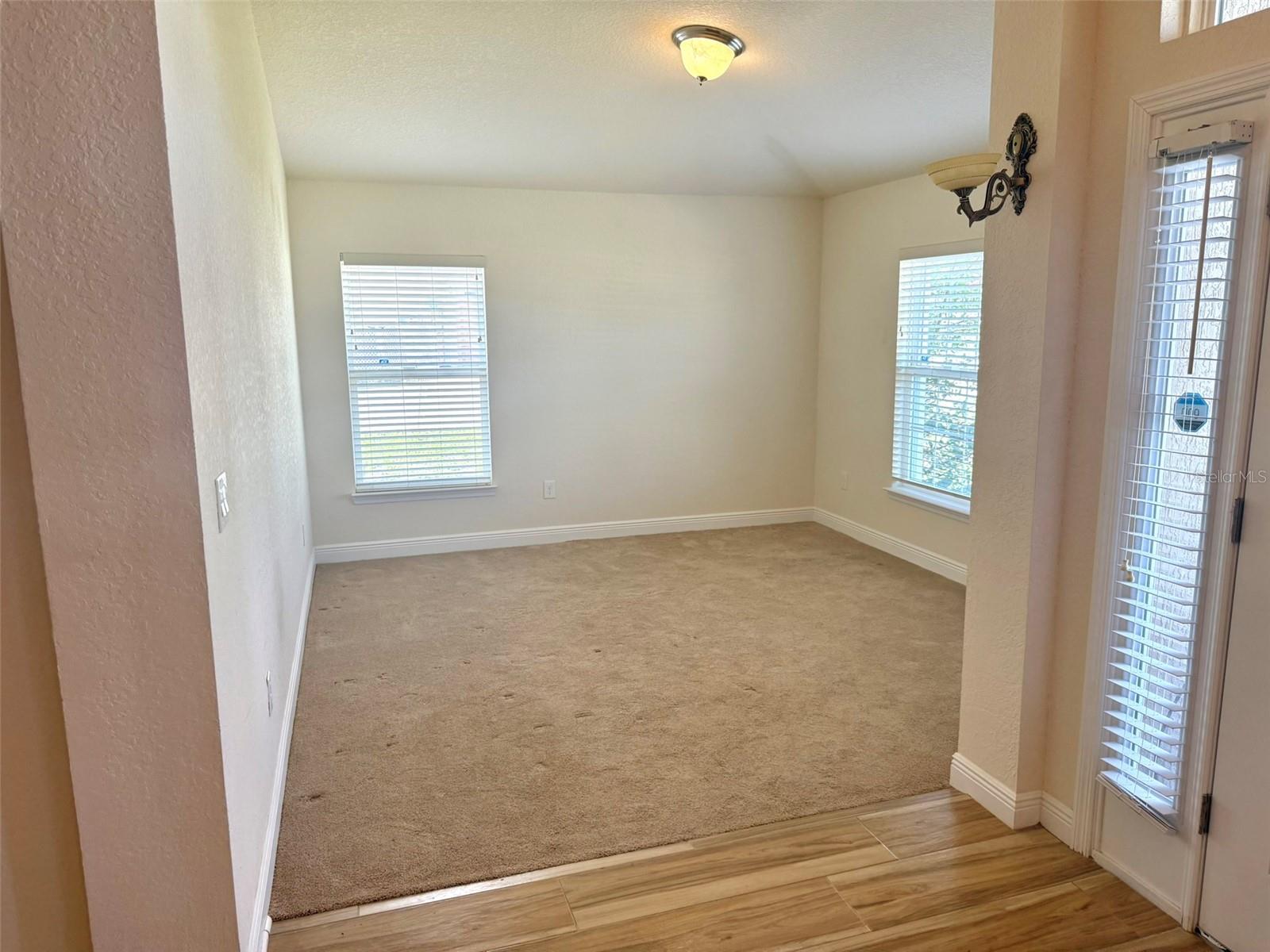 Image 15 of 50 For 10405 Sw 47th Ave
