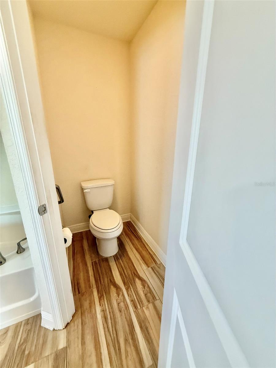 Image 48 of 50 For 10405 Sw 47th Ave