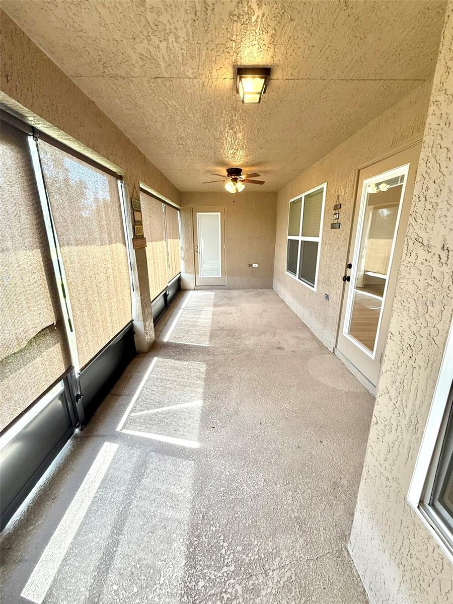 Image 49 of 50 For 10405 Sw 47th Ave