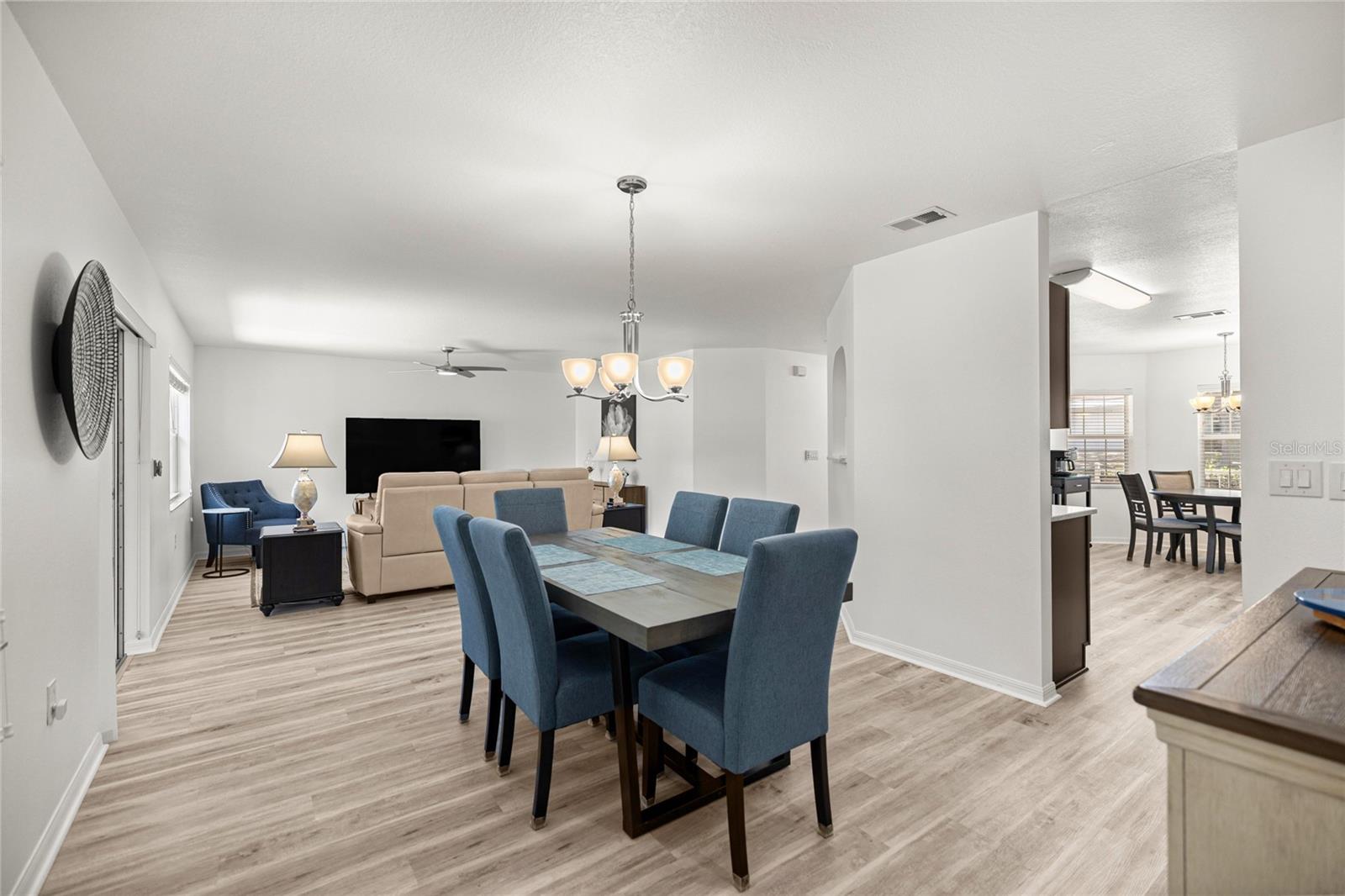 Image 17 of 37 For 9735 96th Street