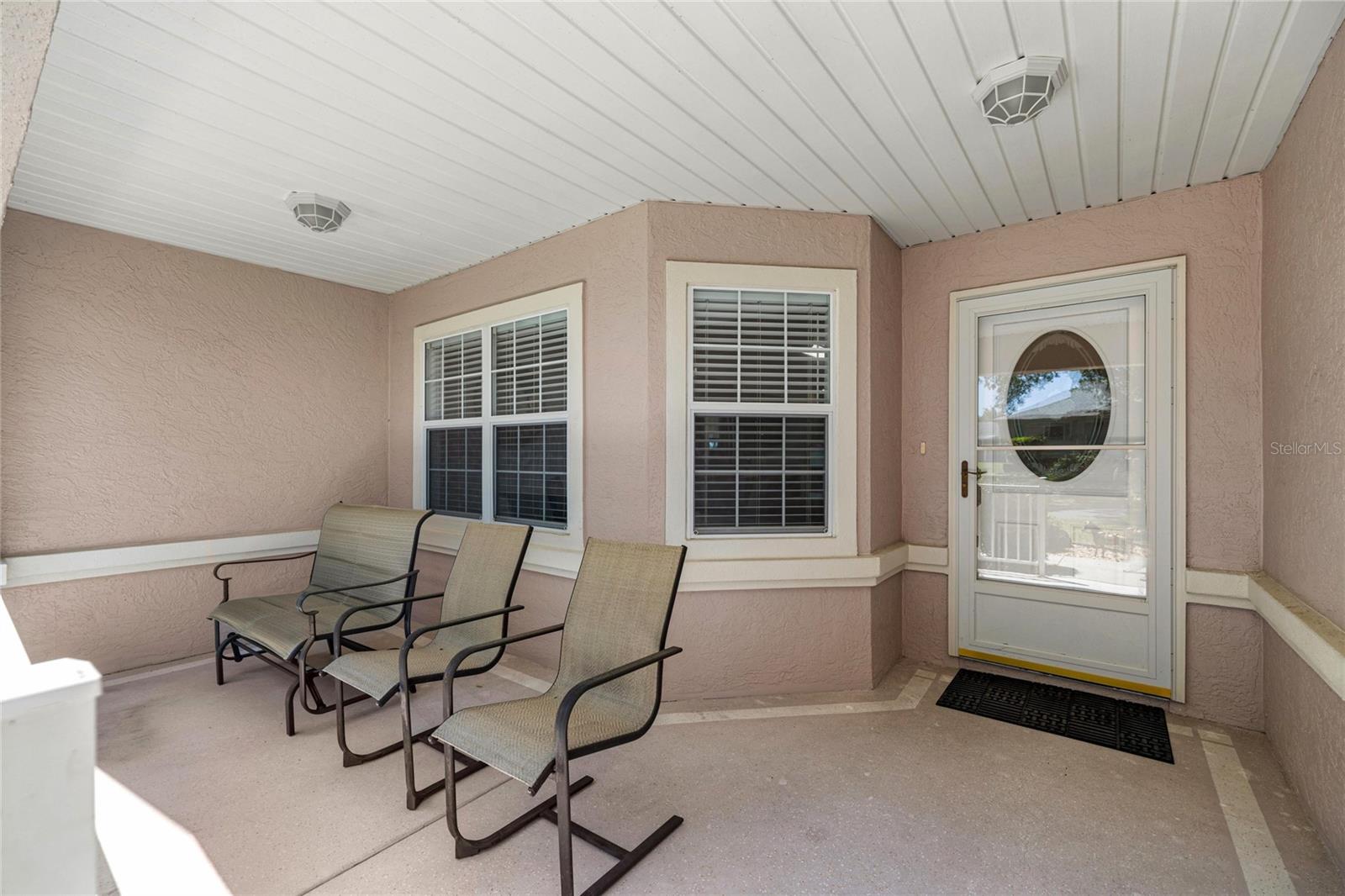 Image 5 of 37 For 9735 96th Street