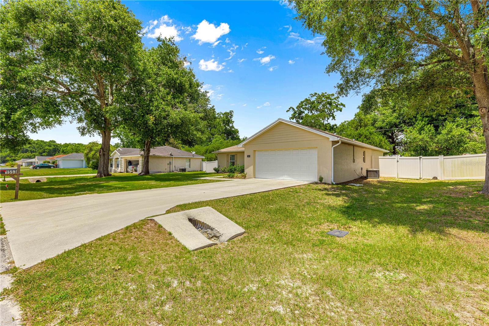 Image 7 of 57 For 1553 161st Place