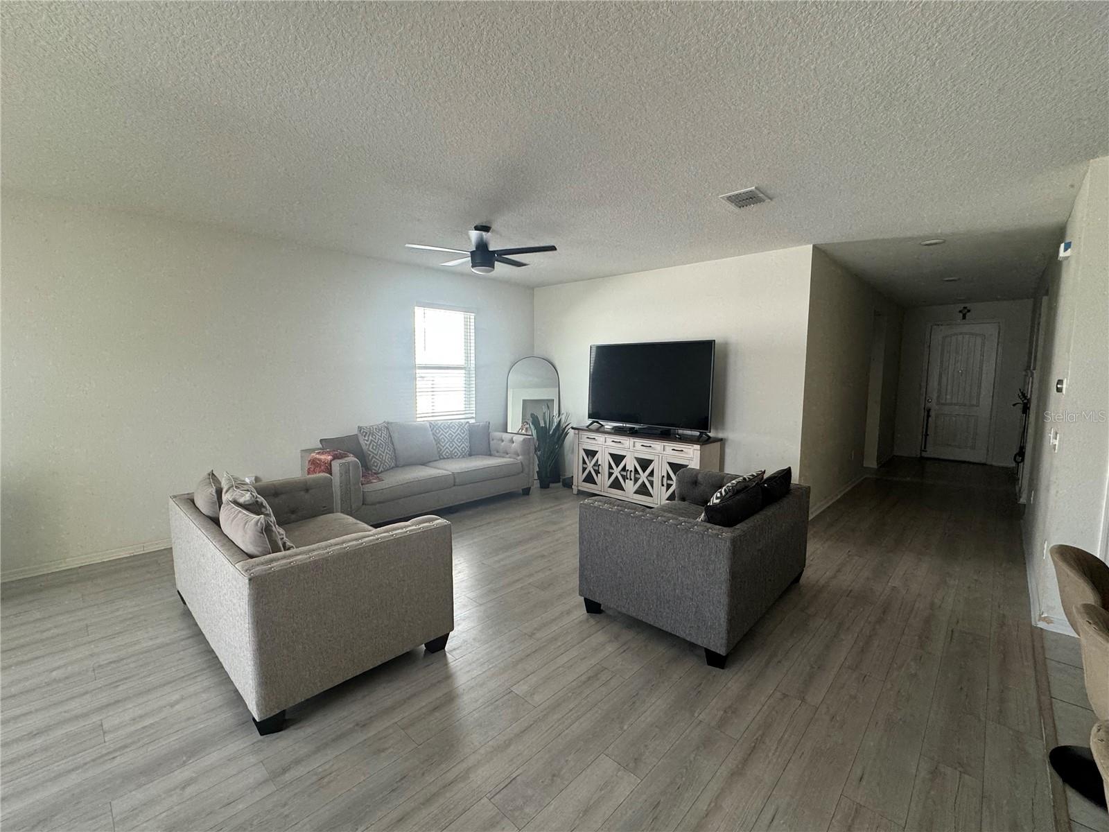 Image 6 of 23 For 9151 Elsa Ct