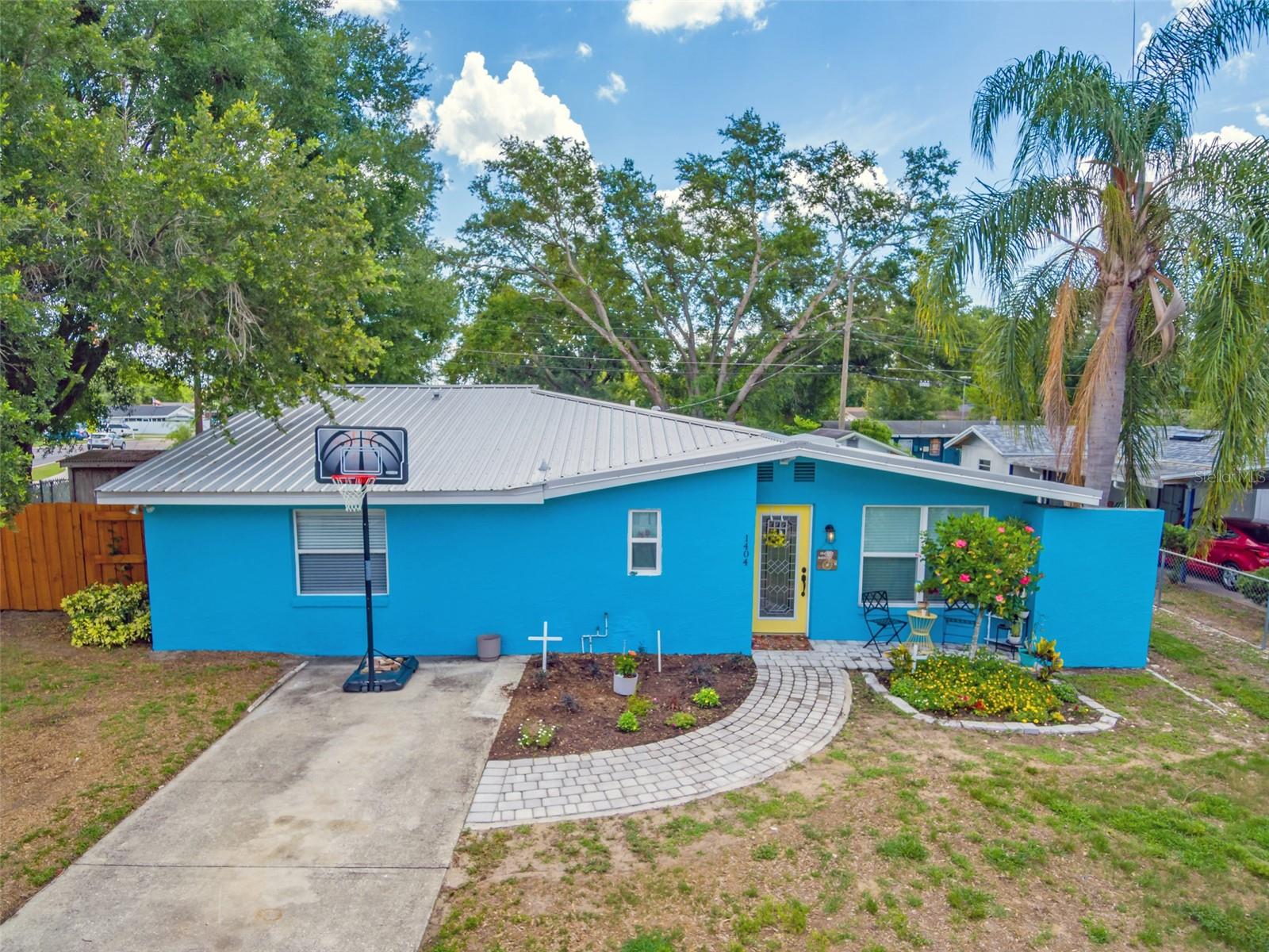 Details for 1404 Richmond Road, LAKELAND, FL 33801