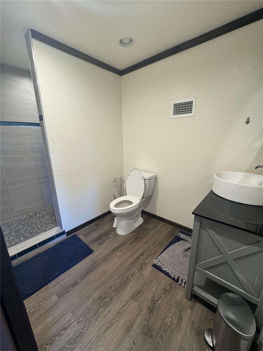 Image 12 of 16 For 15455 100th Avenue Road