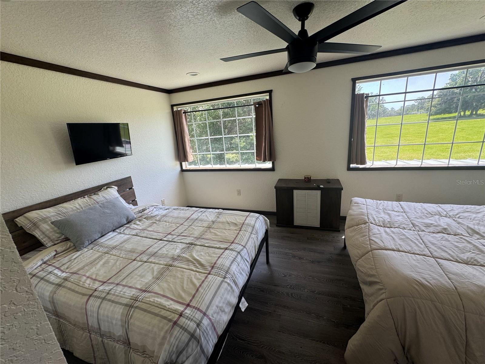 Image 9 of 16 For 15455 100th Avenue Road