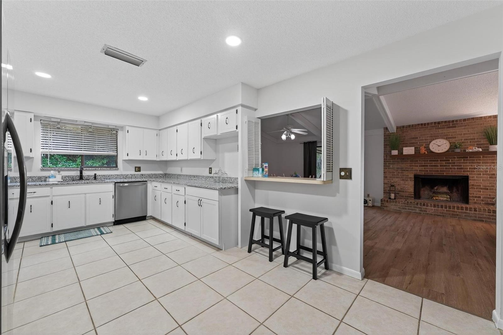 Image 20 of 53 For 4714 75th Avenue