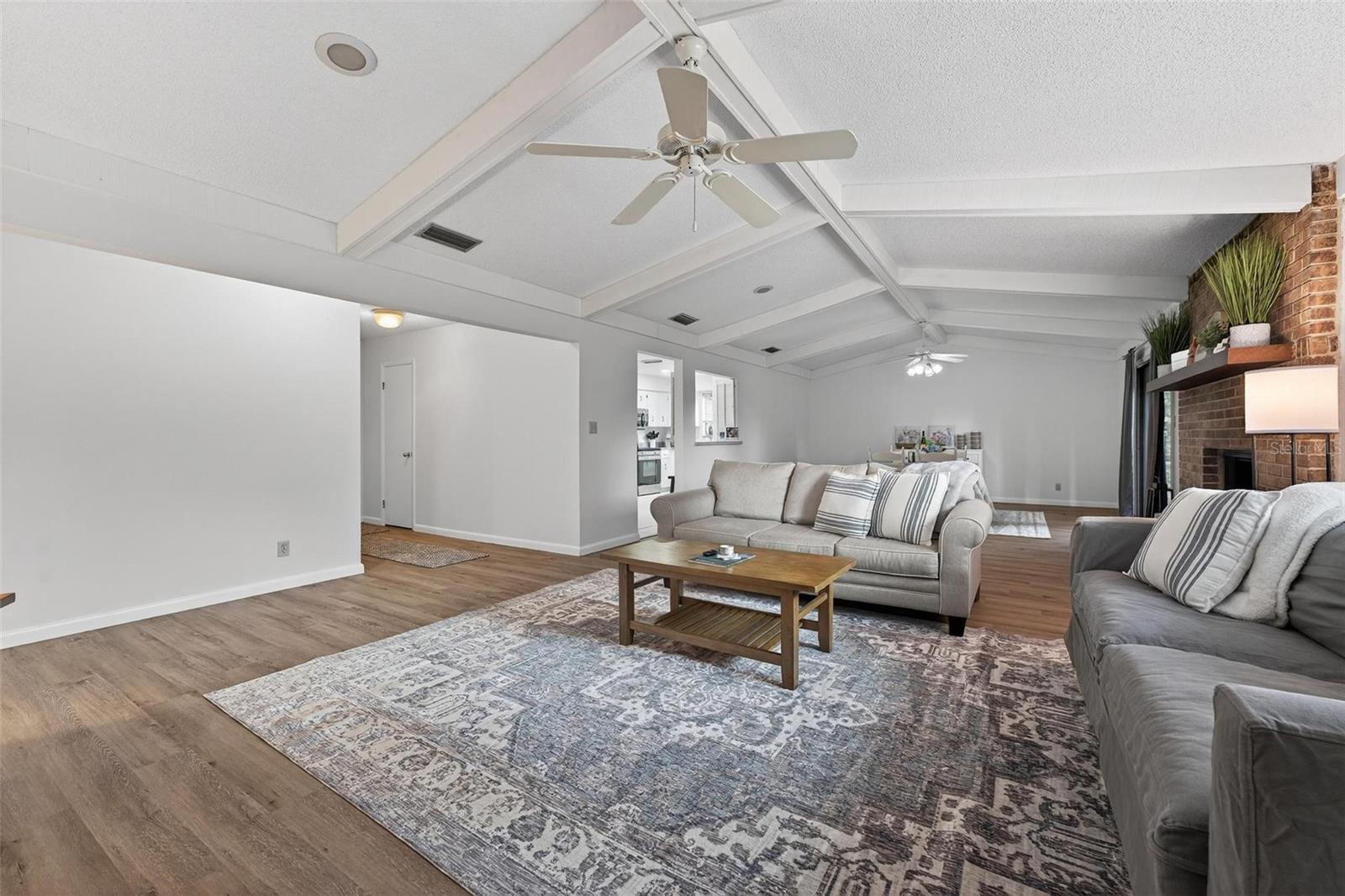 Image 5 of 53 For 4714 75th Avenue