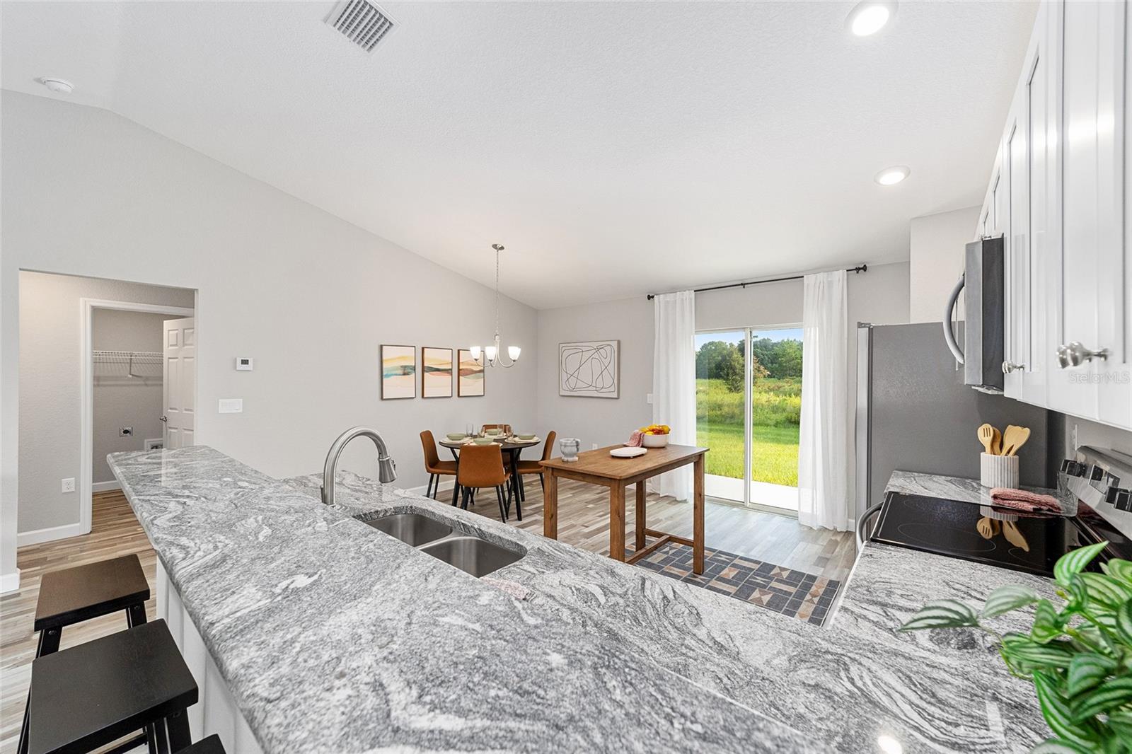 Image 14 of 31 For 4411 152nd Street