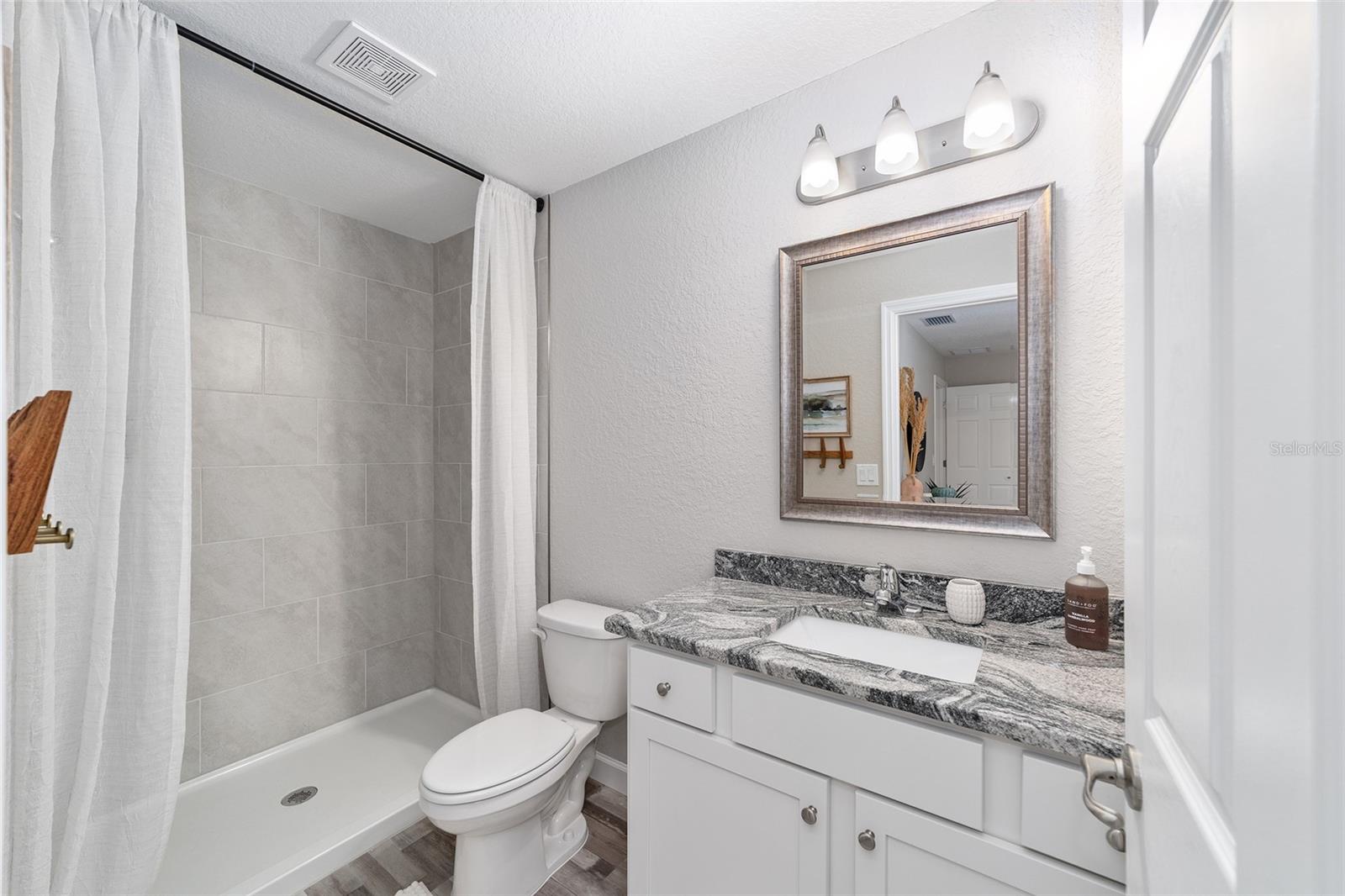 Image 21 of 31 For 4411 152nd Street