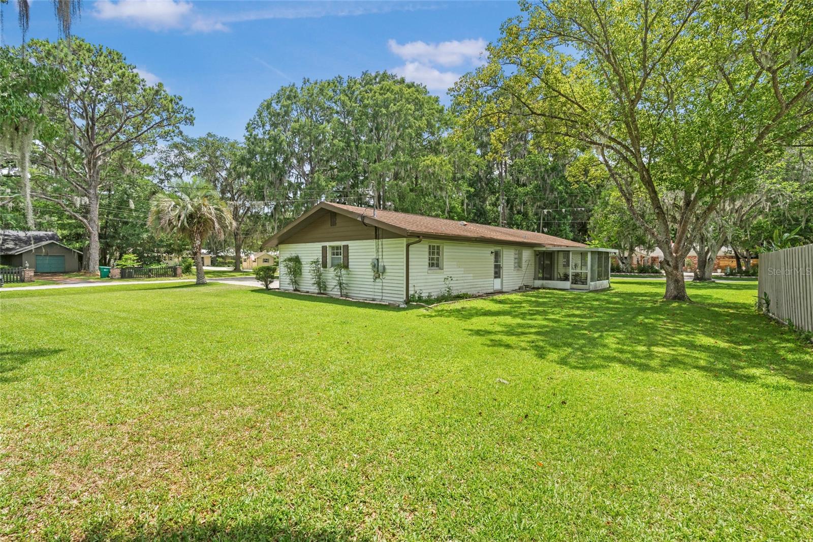 Image 33 of 36 For 12178 Palmetto Way