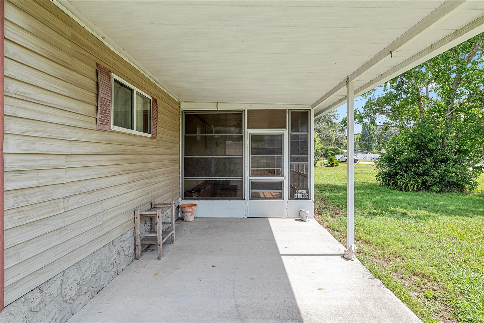 Image 8 of 49 For 13300 32 Court