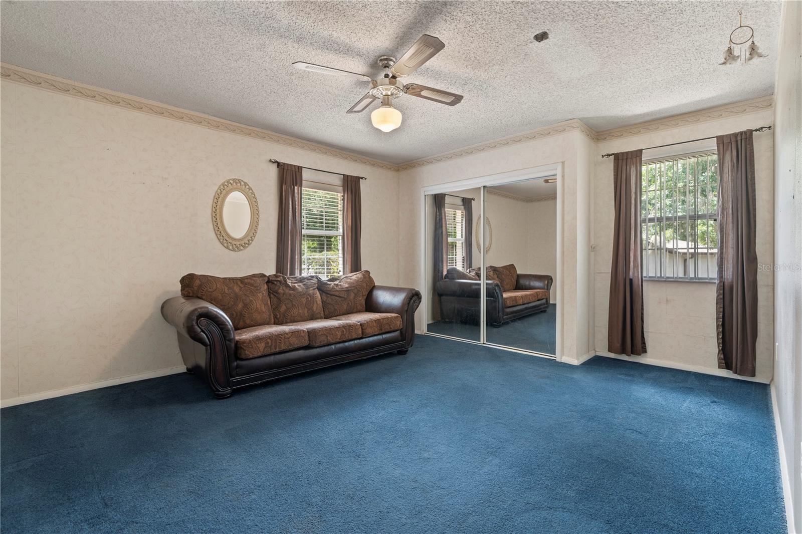 Image 12 of 41 For 206 Dundee Way