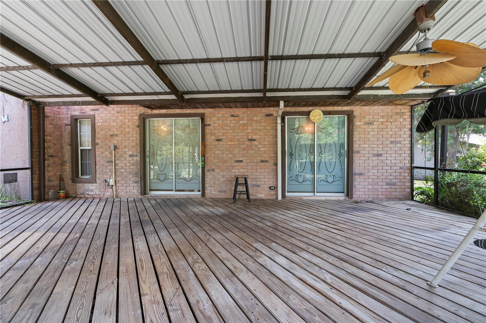 Image 3 of 41 For 206 Dundee Way