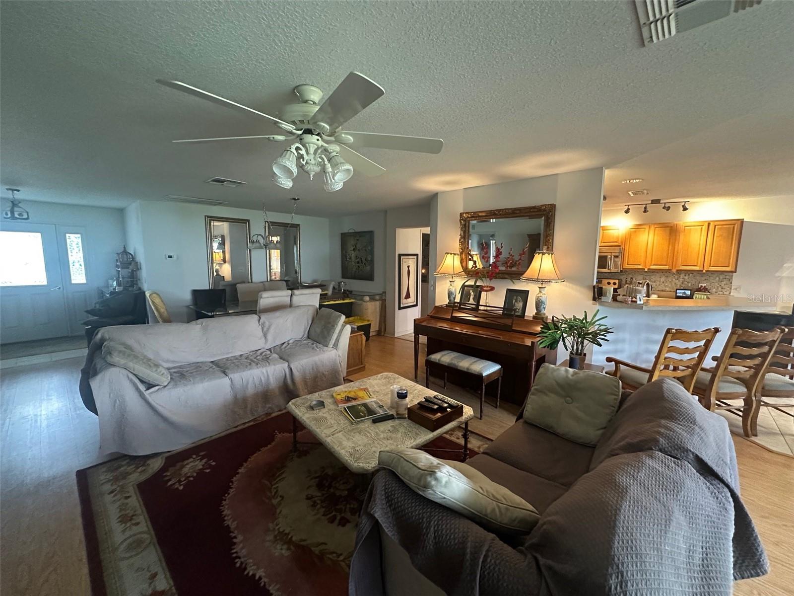 Image 19 of 40 For 9730 90th Street