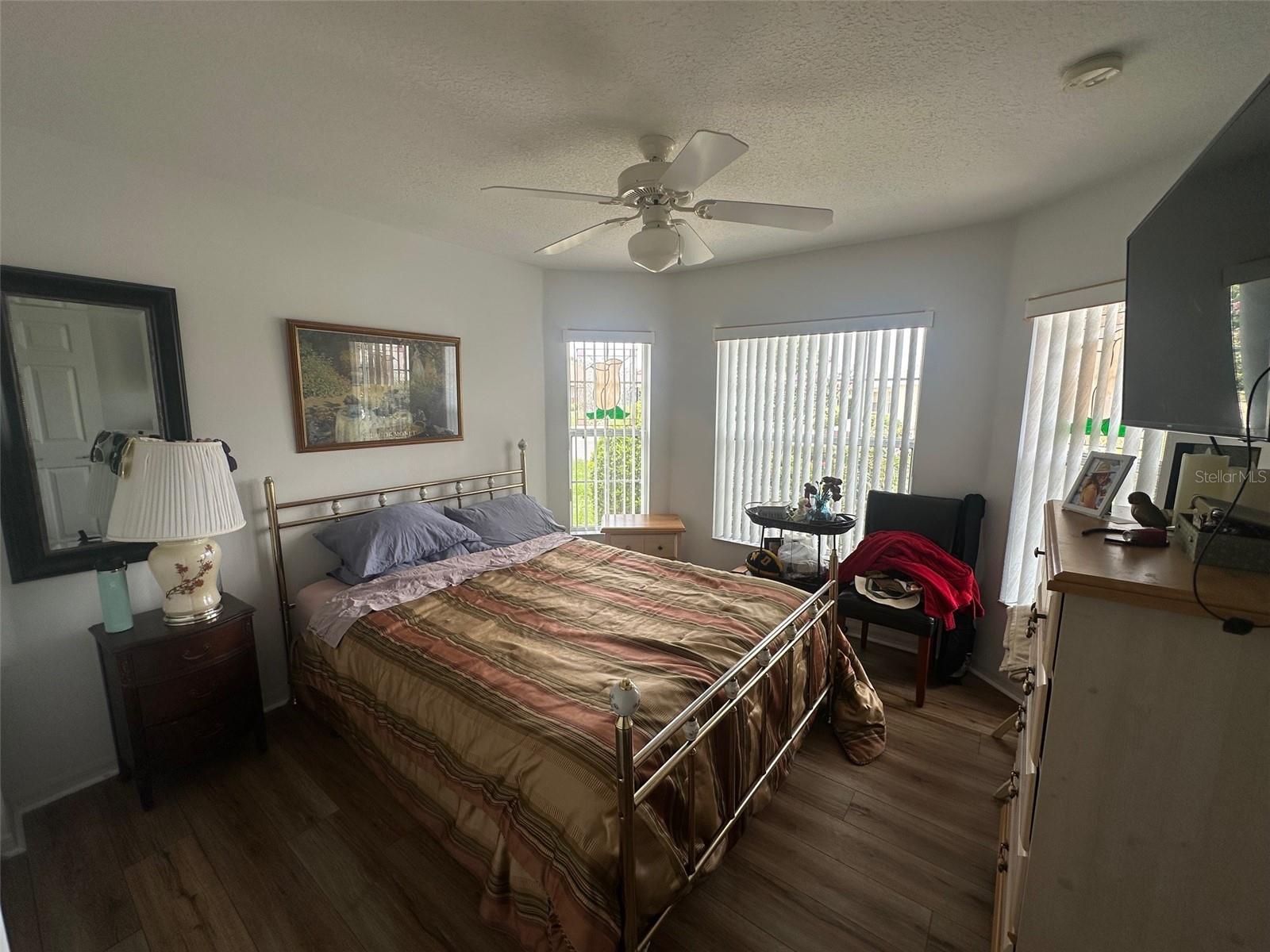 Image 31 of 40 For 9730 90th Street