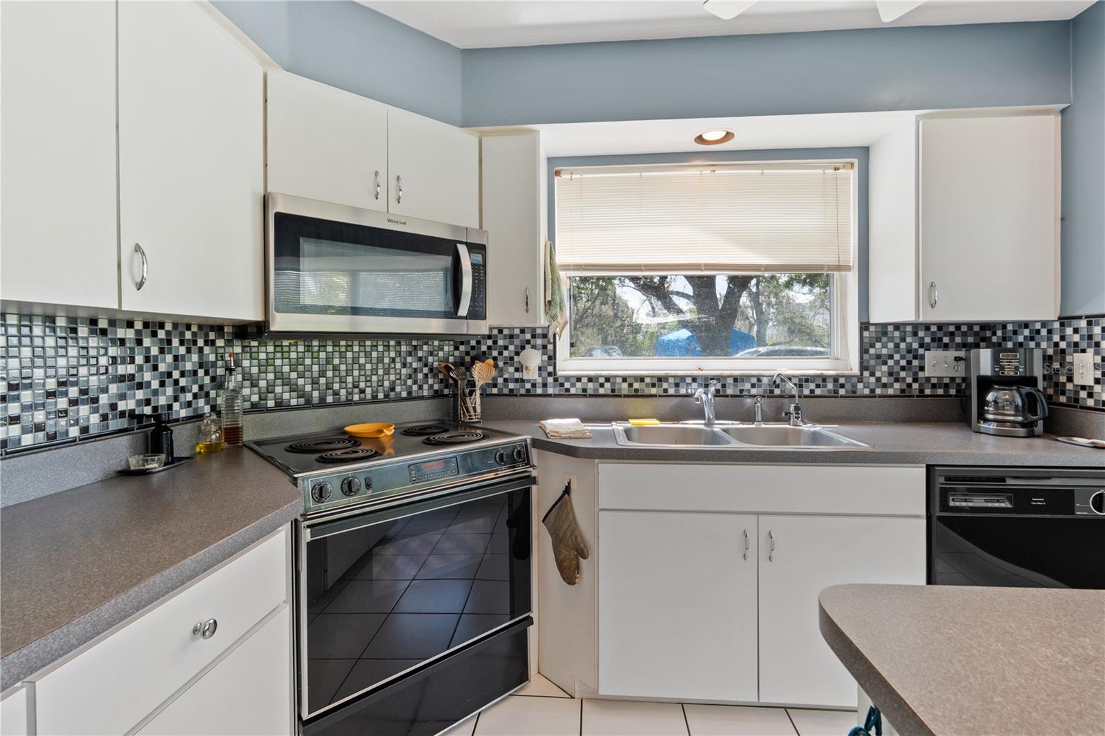 Image 25 of 44 For 10230 289th Street E