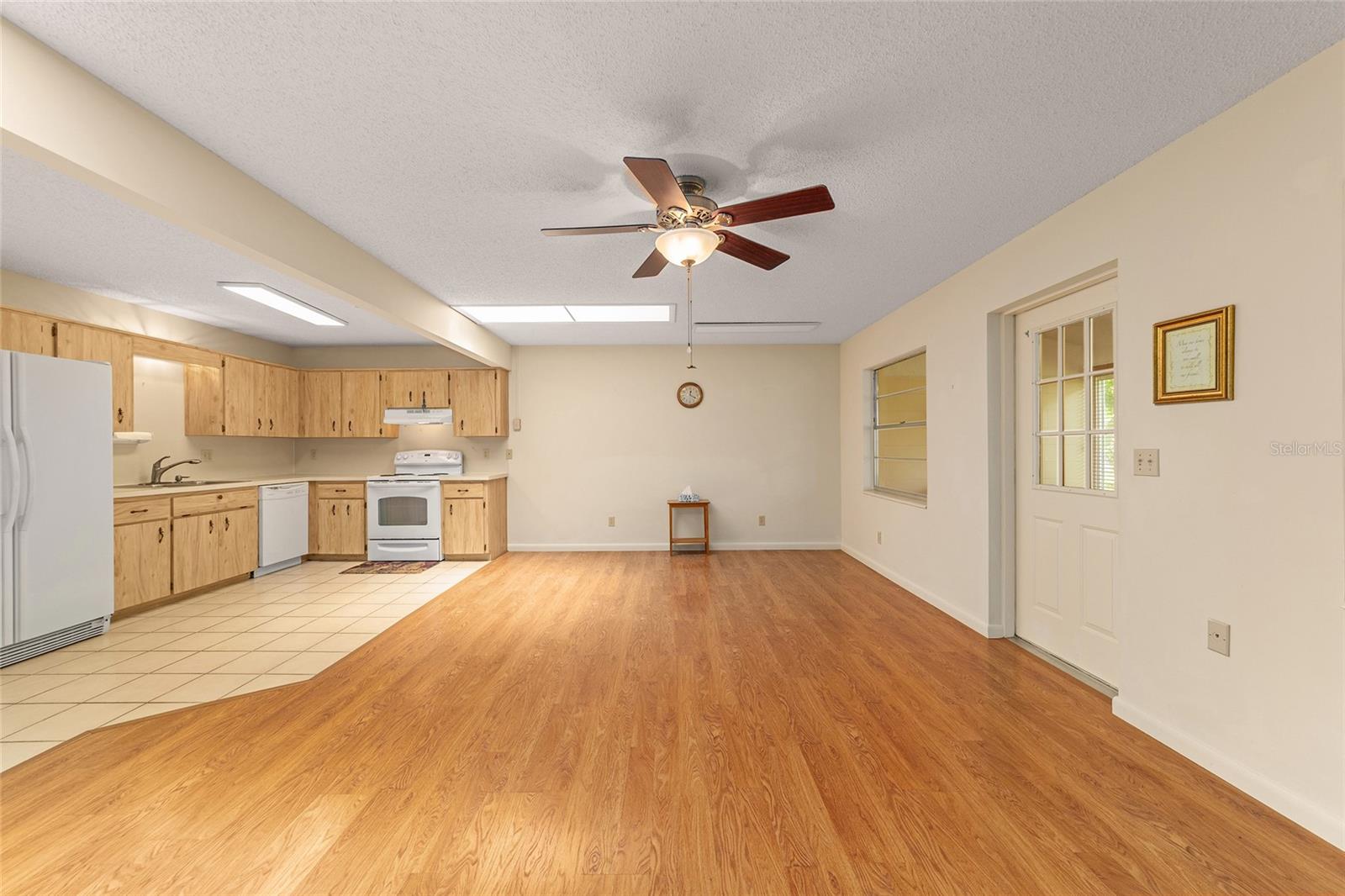 Image 22 of 48 For 8704 94th Lane G