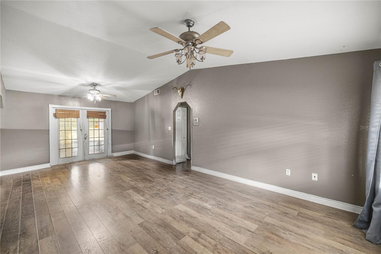 Image 7 of 19 For 329 Larch Road