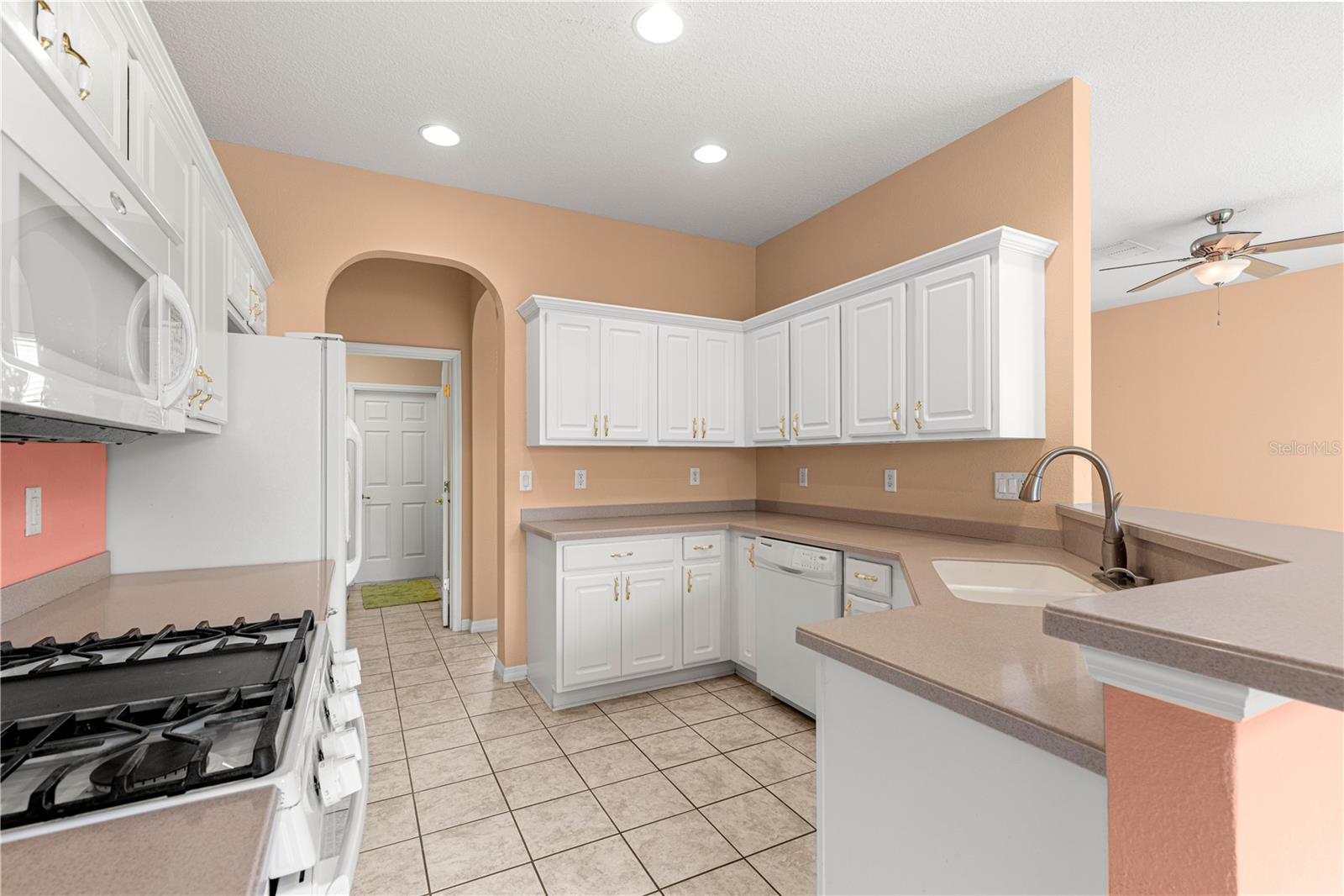 Image 12 of 46 For 8380 82nd Circle