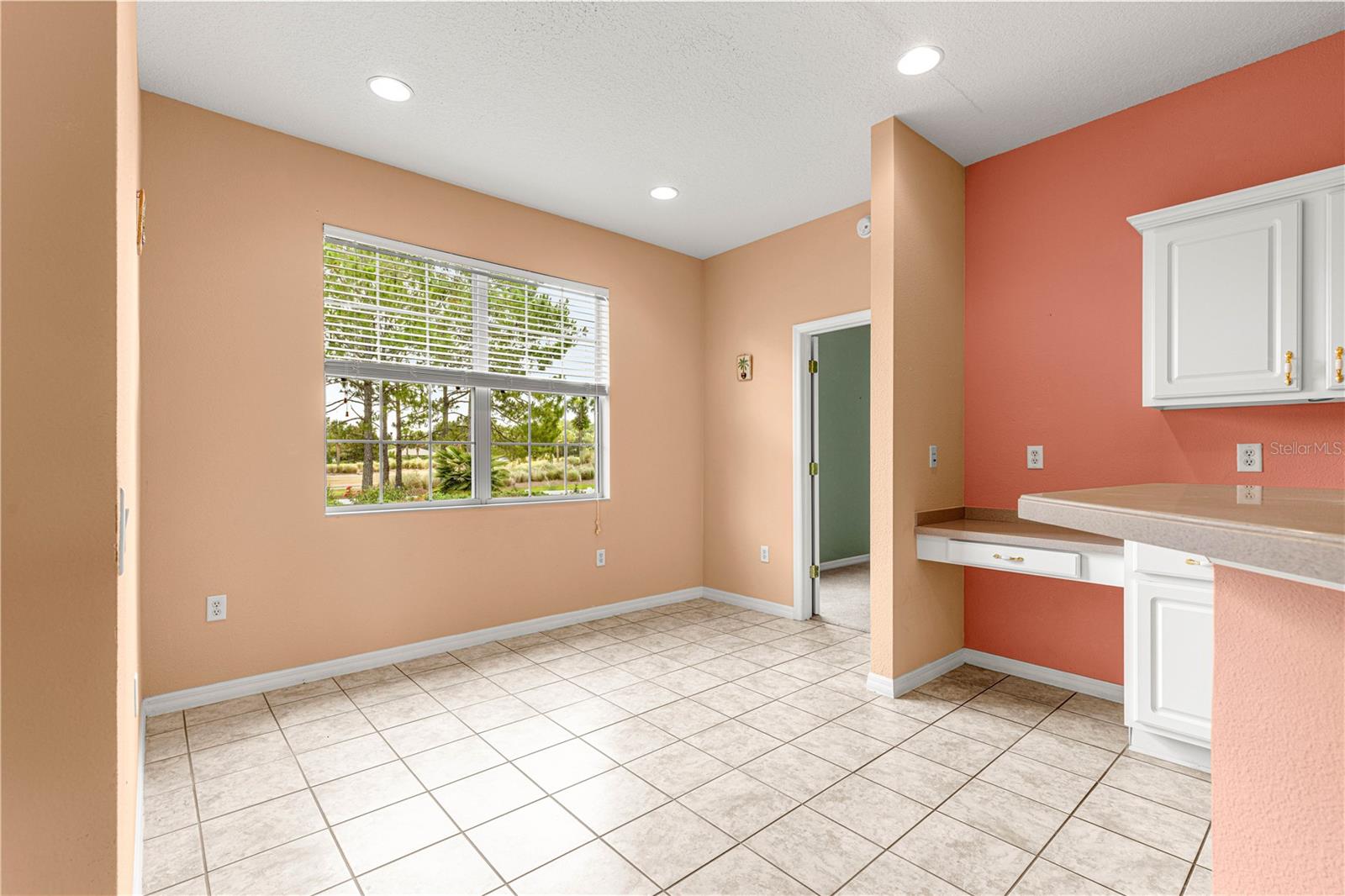 Image 20 of 46 For 8380 82nd Circle