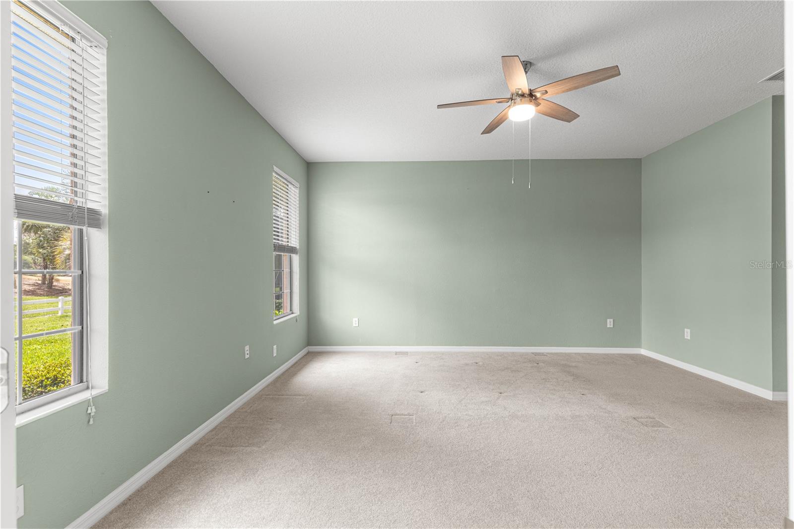 Image 23 of 46 For 8380 82nd Circle