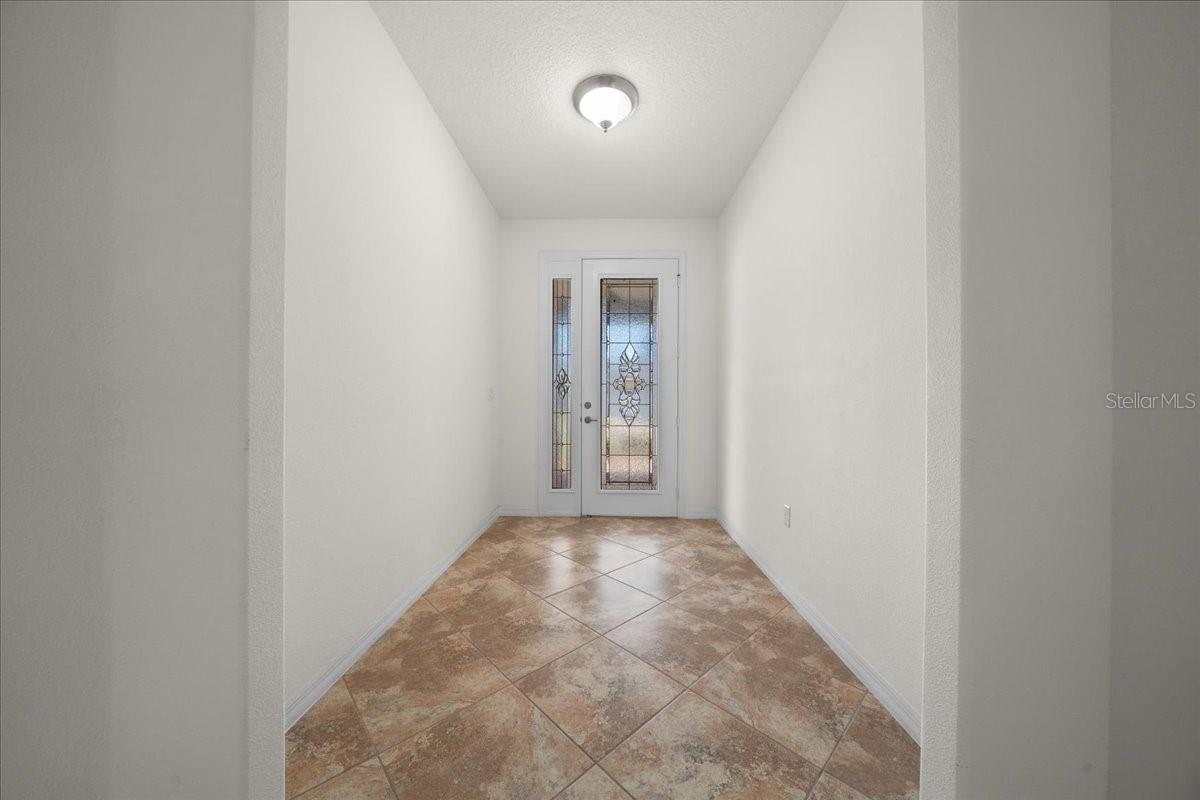Image 10 of 53 For 8640 83rd Loop