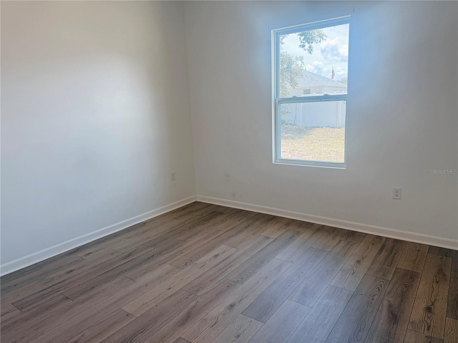 Image 14 of 16 For 1686 168th Loop