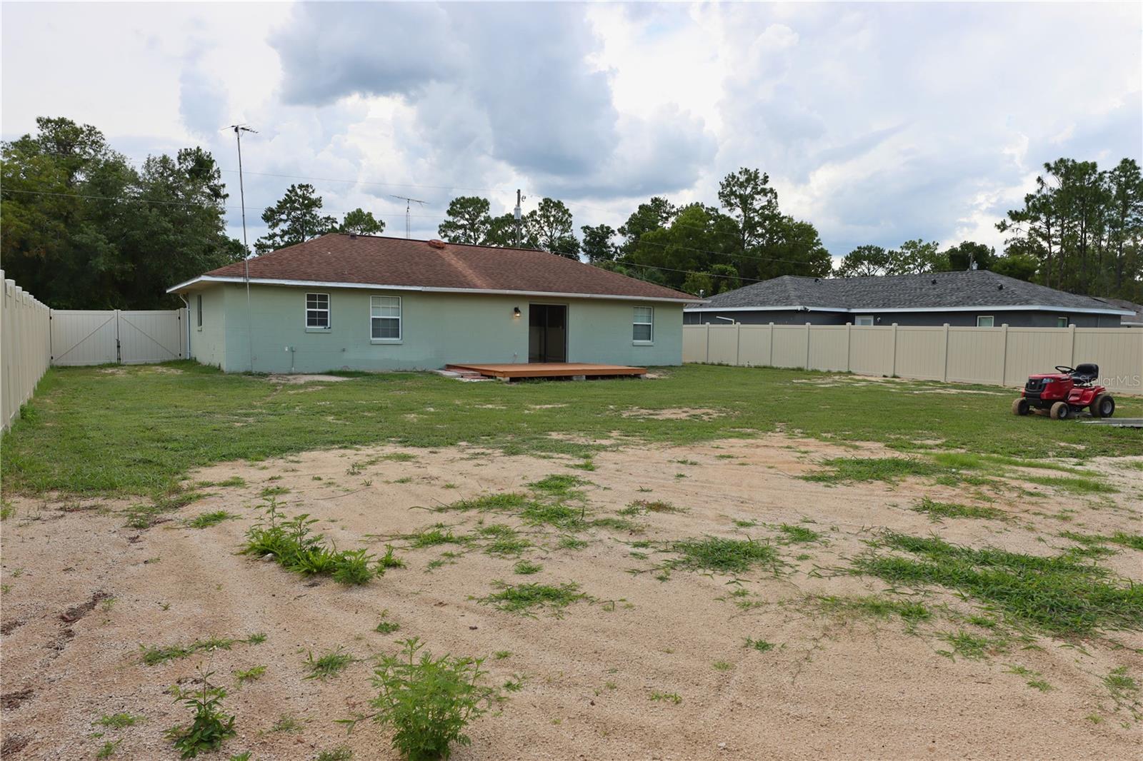 Image 15 of 16 For 7 Pecan Drive Loop