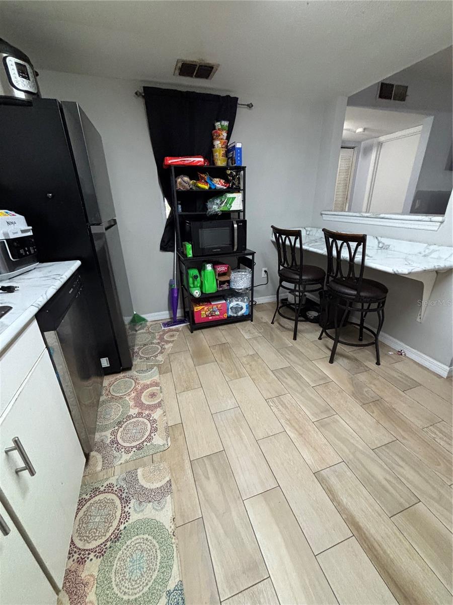 Image 10 of 31 For 8134 Fairways Circle R203