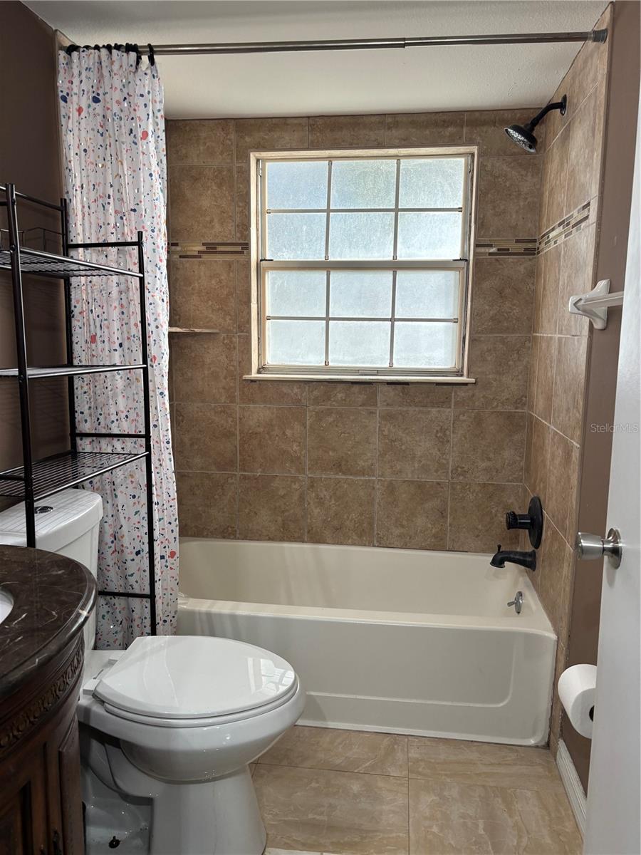 Image 21 of 31 For 8134 Fairways Circle R203
