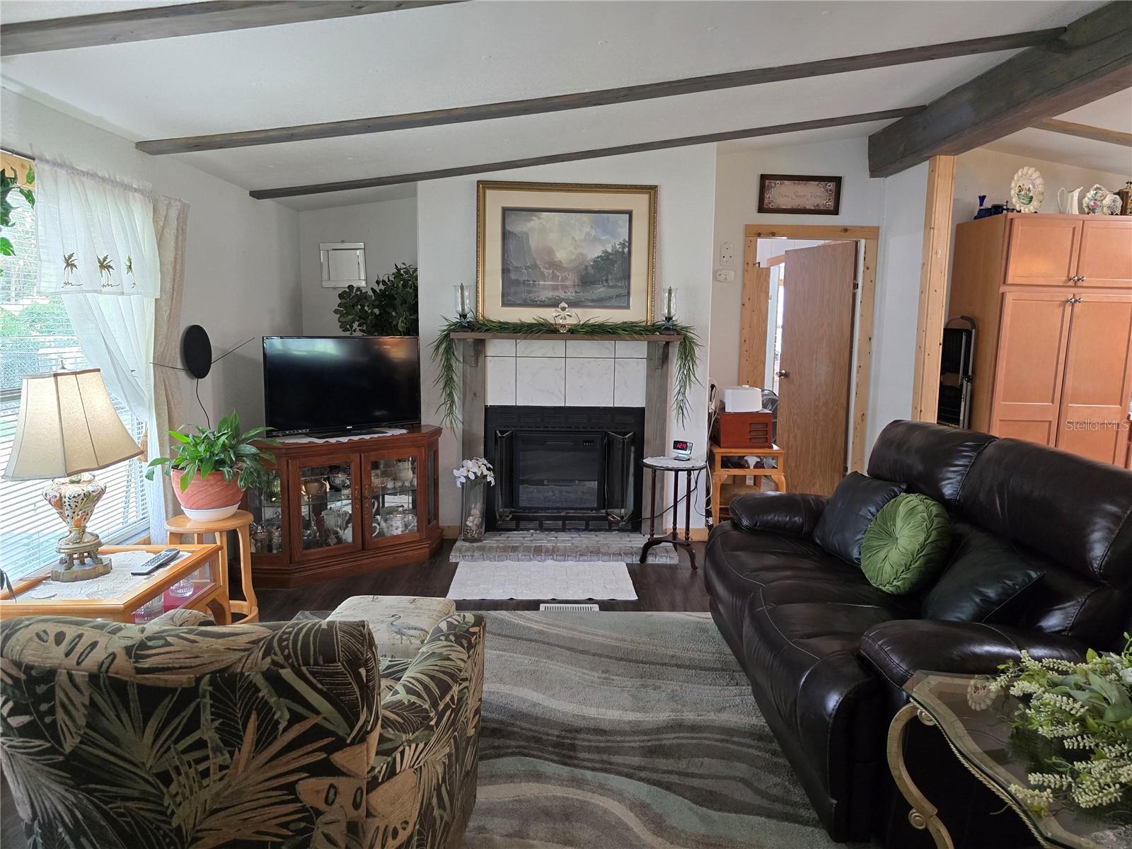 Image 8 of 100 For 17172 37th Avenue