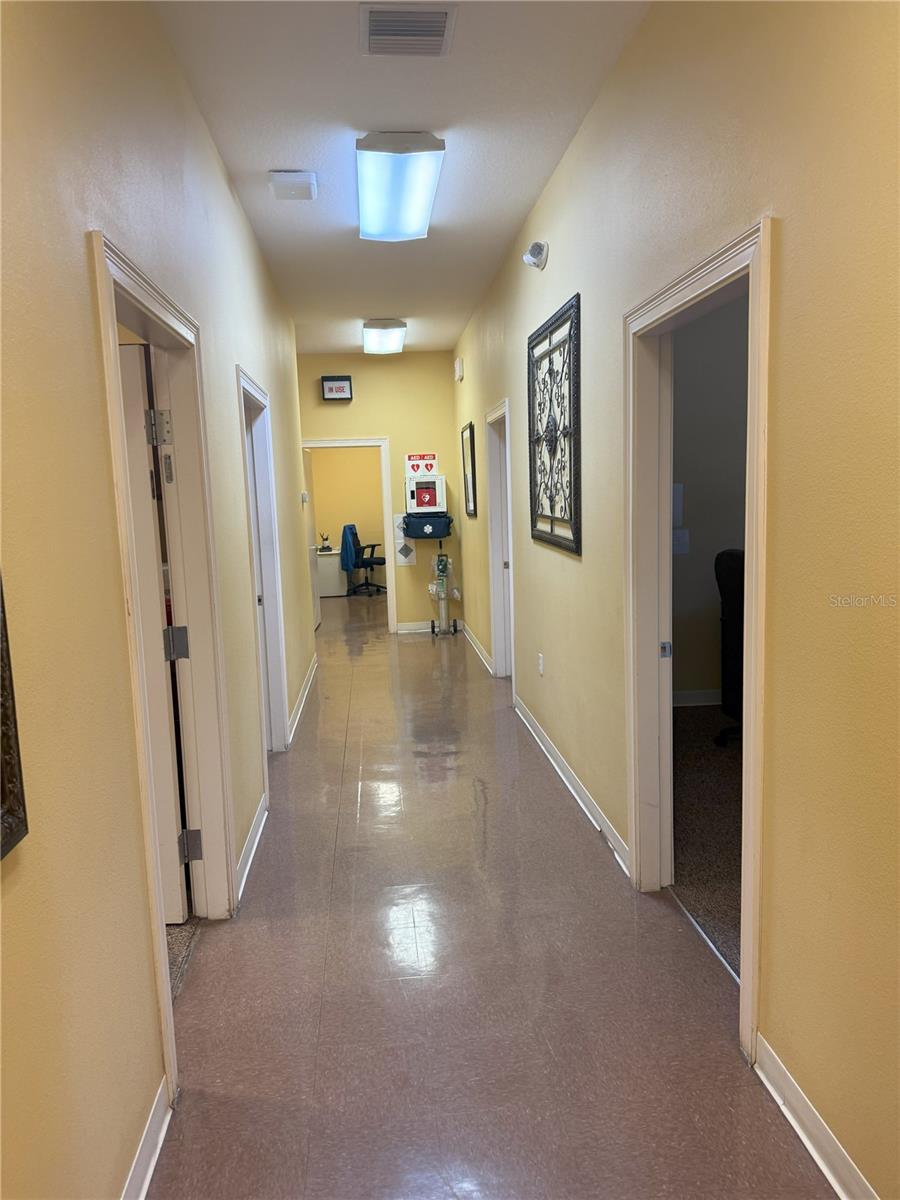Image 5 of 19 For 2801 1st Avenue 302