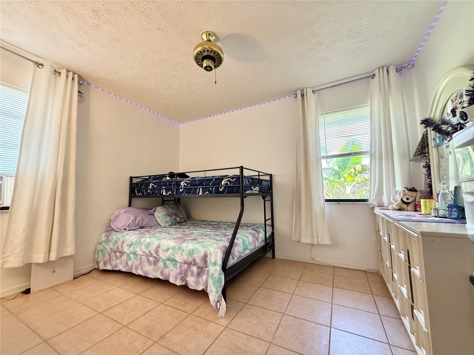 Image 42 of 57 For 502 Guava Terrace