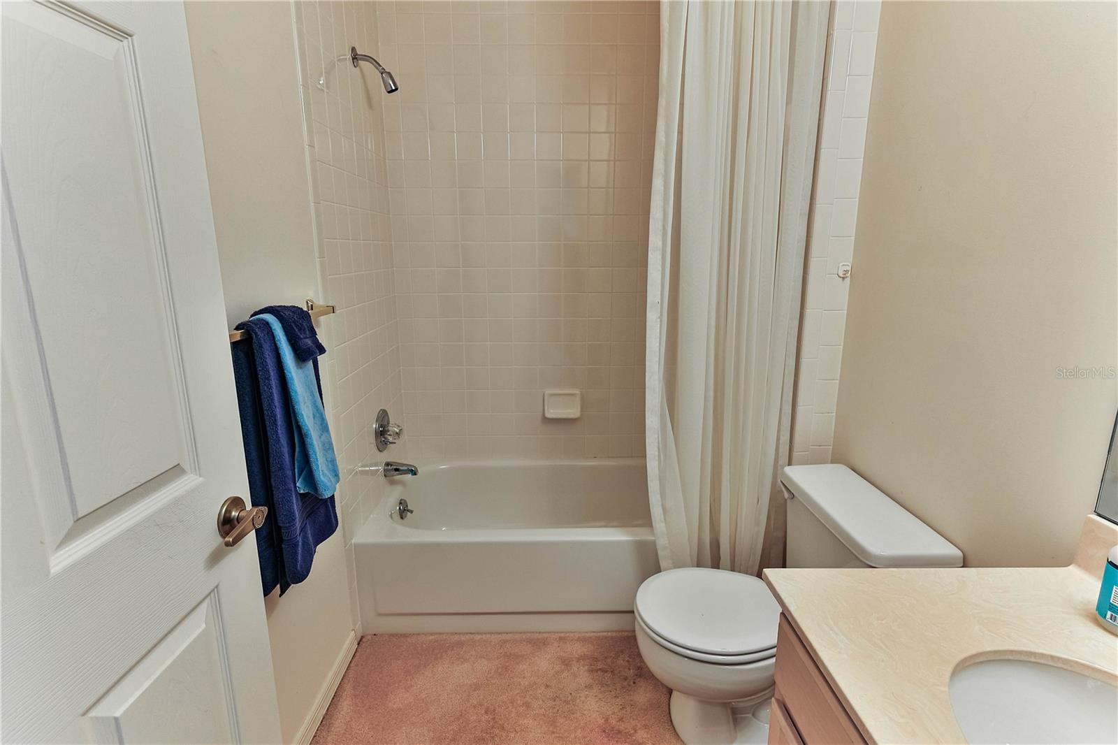 Image 32 of 42 For 585 Barrymore Drive