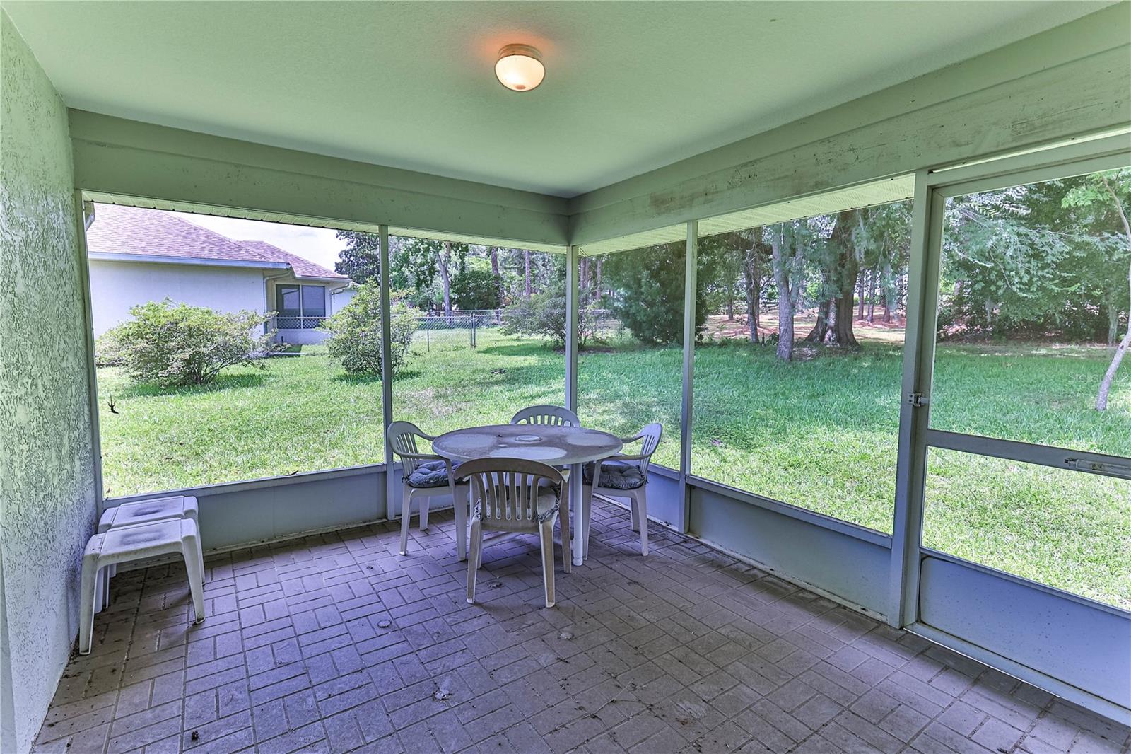 Image 36 of 42 For 585 Barrymore Drive