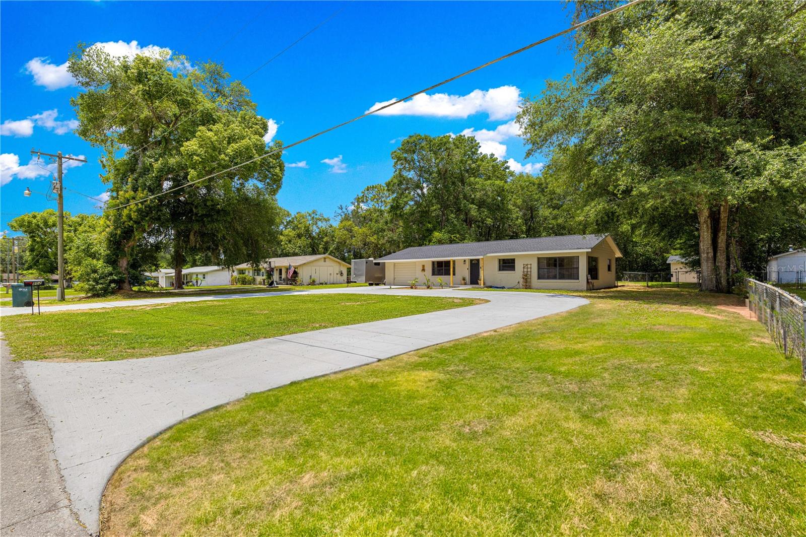 Image 7 of 42 For 802 39th Court