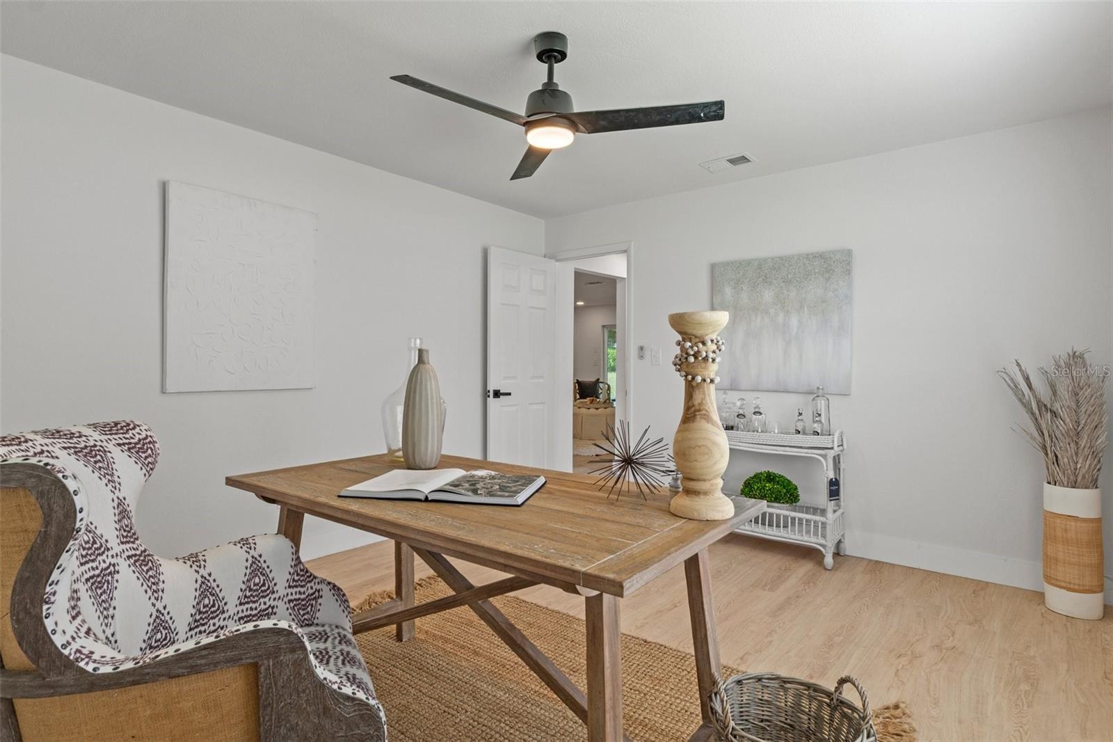 Image 30 of 47 For 21191 Plantation Street