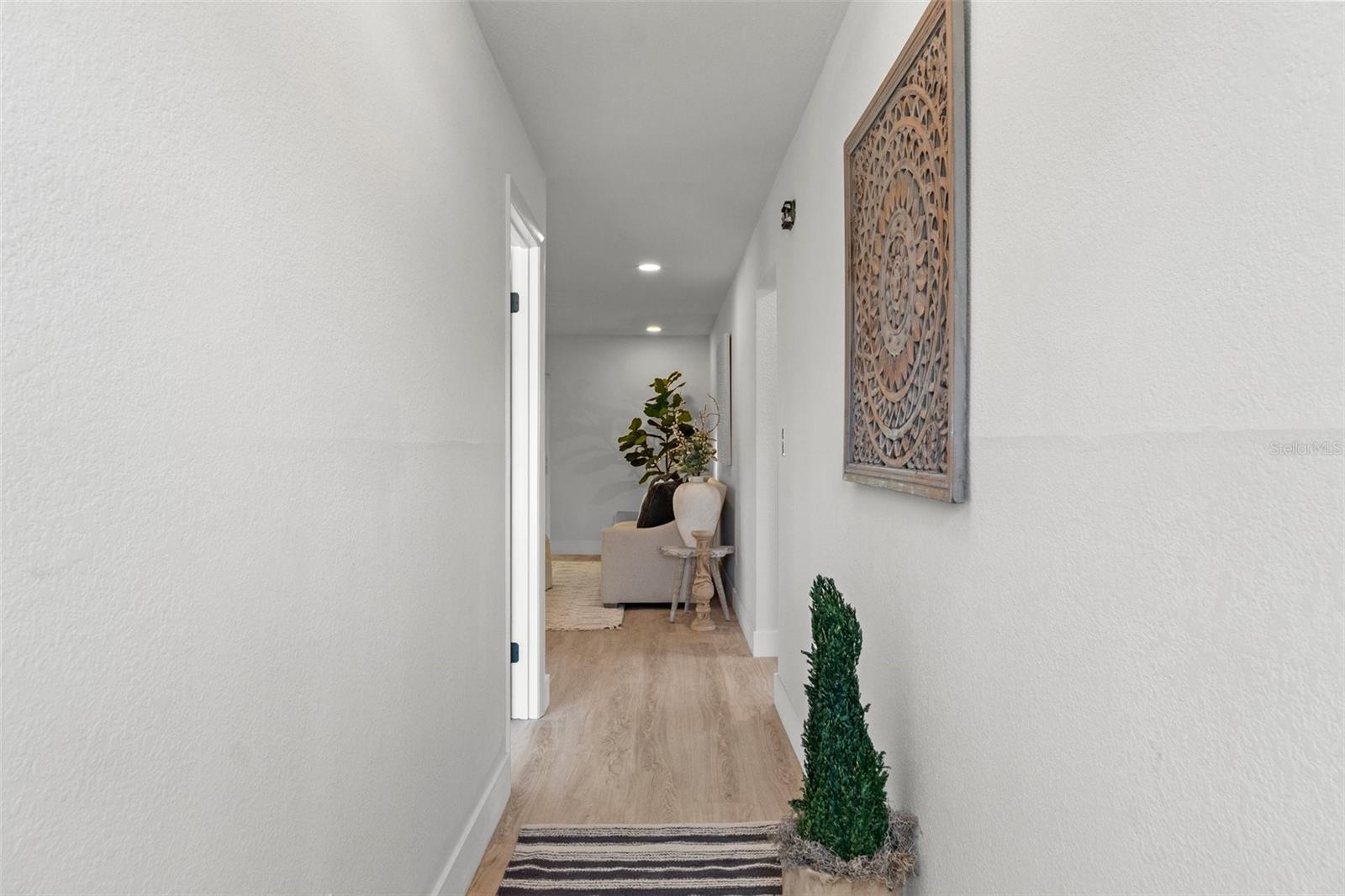 Image 6 of 47 For 21191 Plantation Street