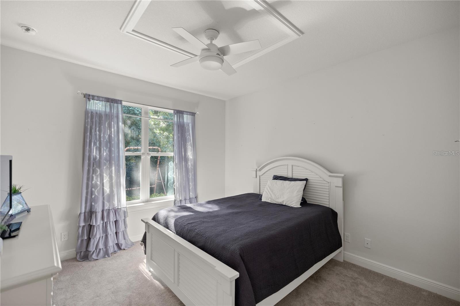 Image 20 of 28 For 3993 10th Avenue
