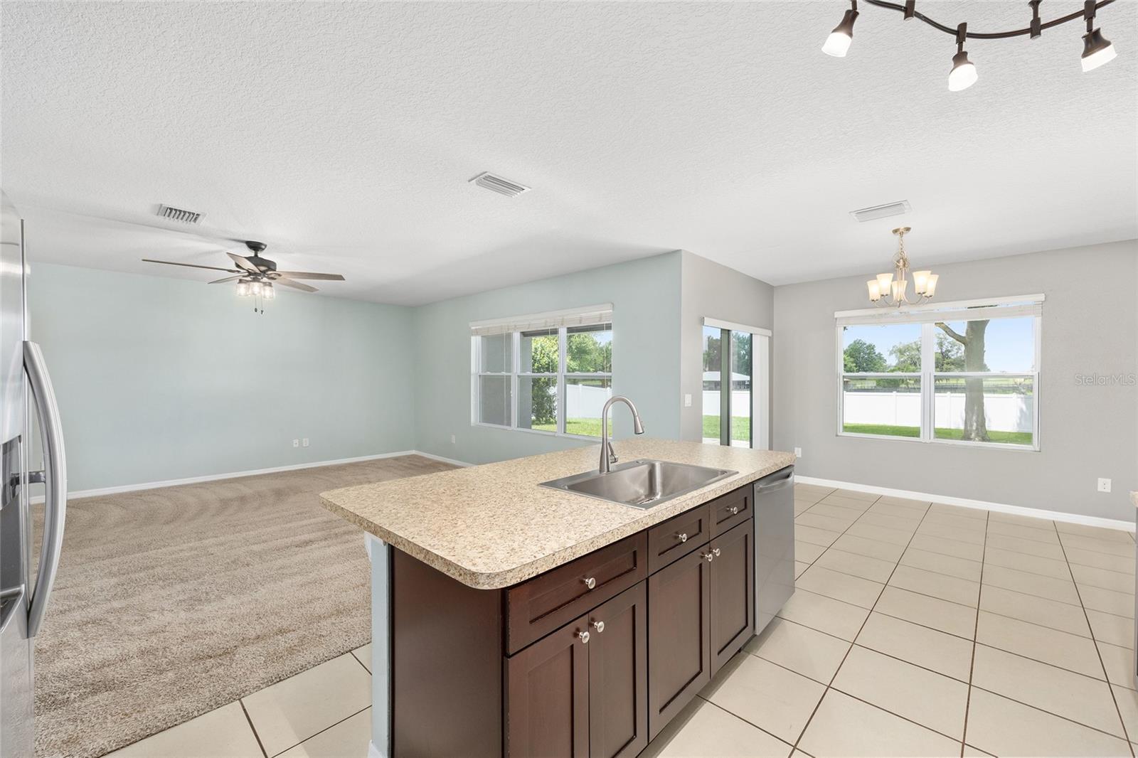 Image 14 of 47 For 7054 64th Terrace