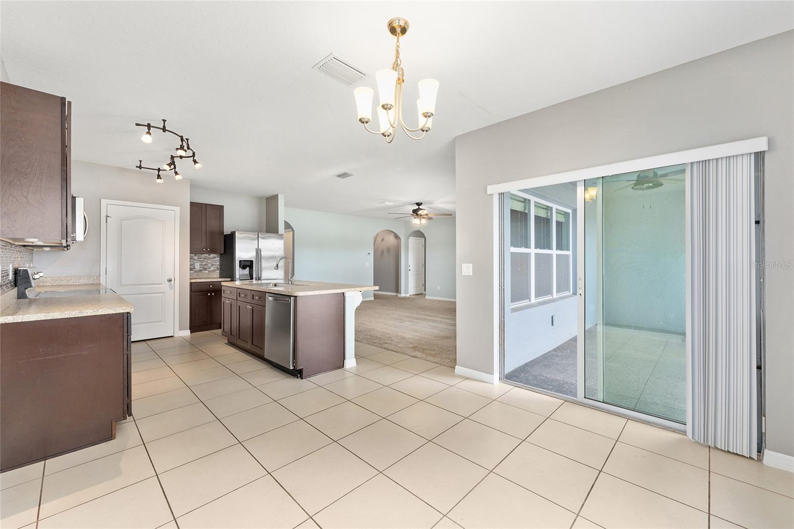 Image 17 of 47 For 7054 64th Terrace