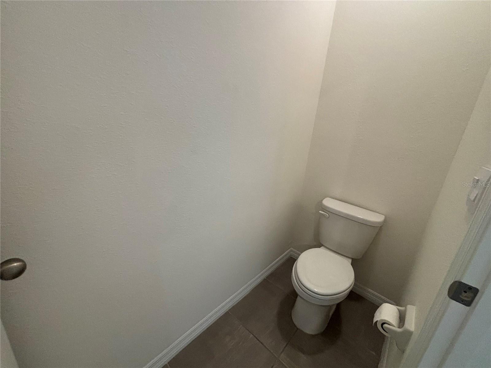 Image 21 of 48 For 5811 80th Lane