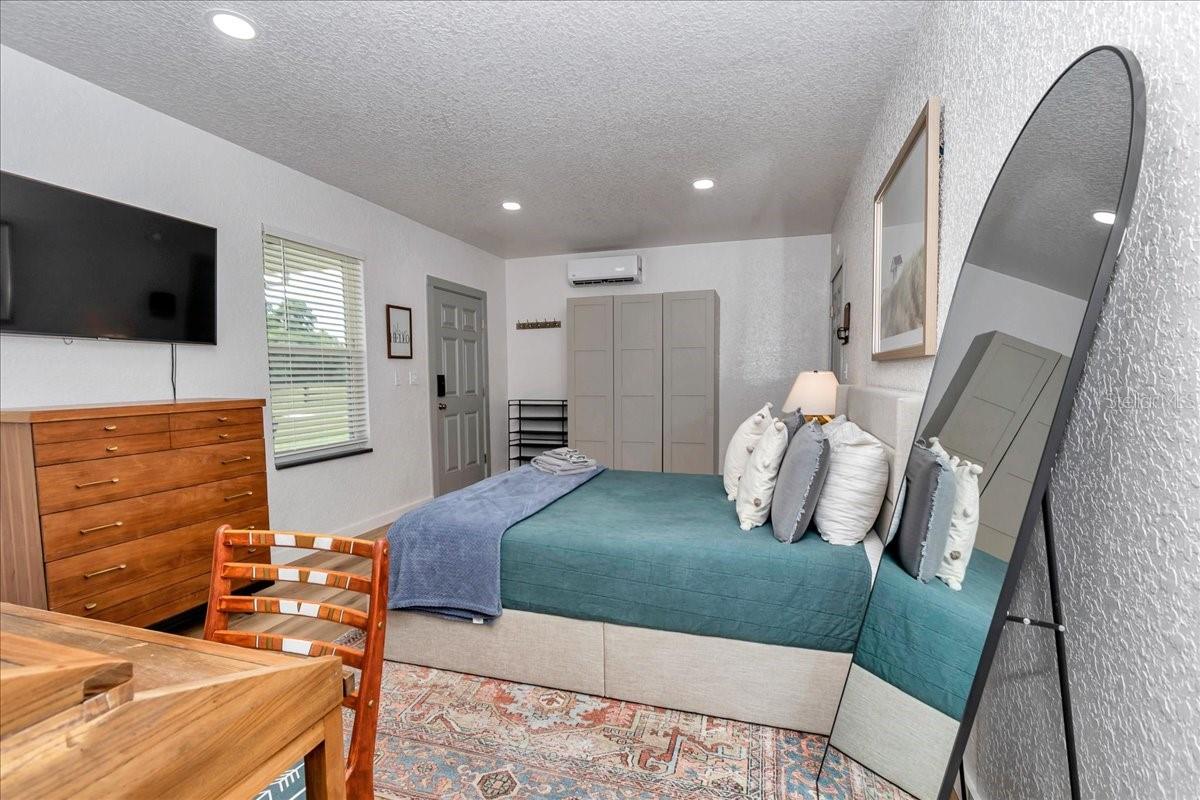 Image 20 of 44 For 2945 131st Street
